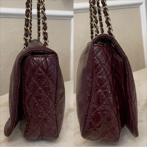 CHANEL Burgundy Leather Bag with Gold Chain - Picture 7 of 14